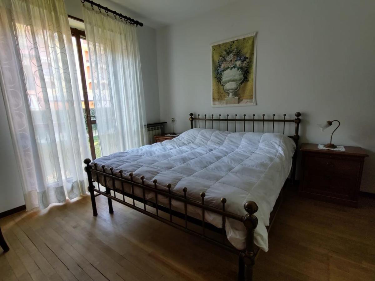 Casa Clivia - 3 Bedroom Apartment With Lake View Stresa Eksteriør billede